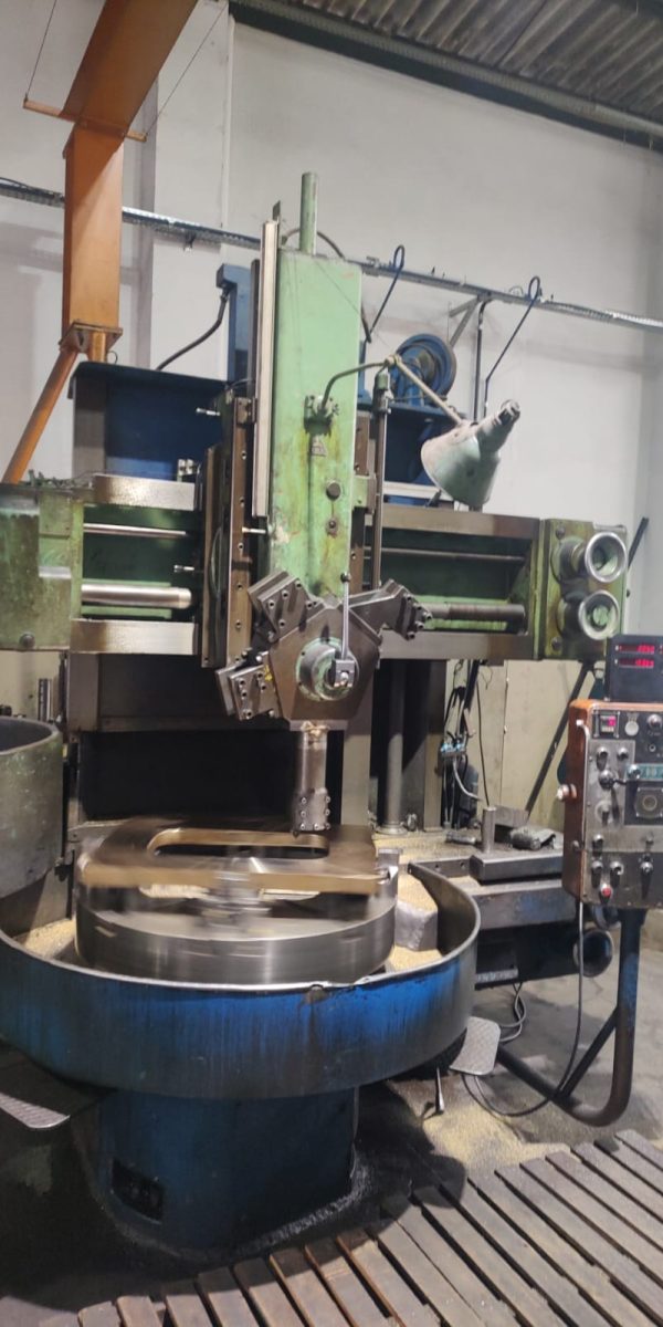 TORNO VERTICAL TOZ